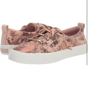 Sperry Women's Crest Vibe Leather Seasonal Sneaker